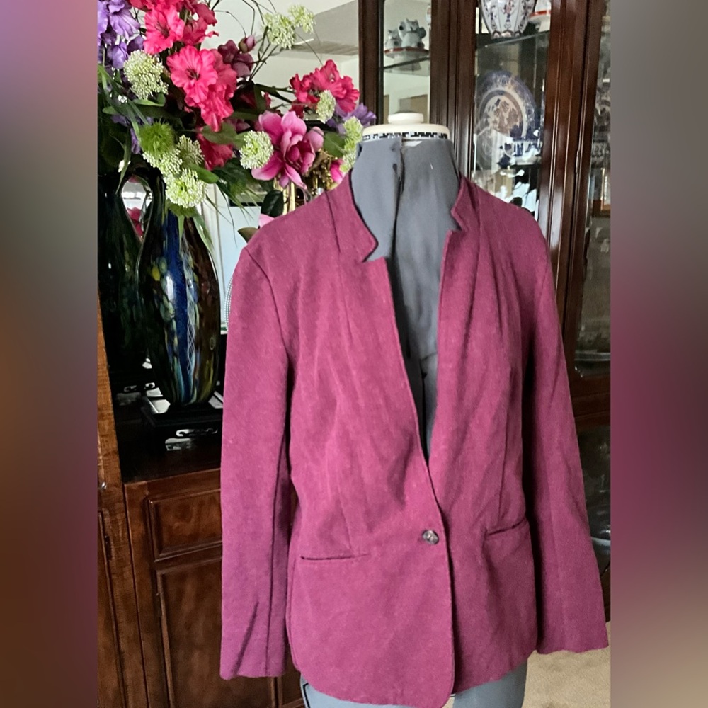 Berry Pink Single-Button Blazer